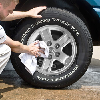 Wash-Wheels-Tires-Step-04